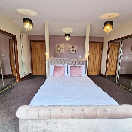 Kelty Torridon 1 With Private Hot Tub - Fife - Loch Leven - Lomond Hills- Pet Friendly 빌라 외부 사진