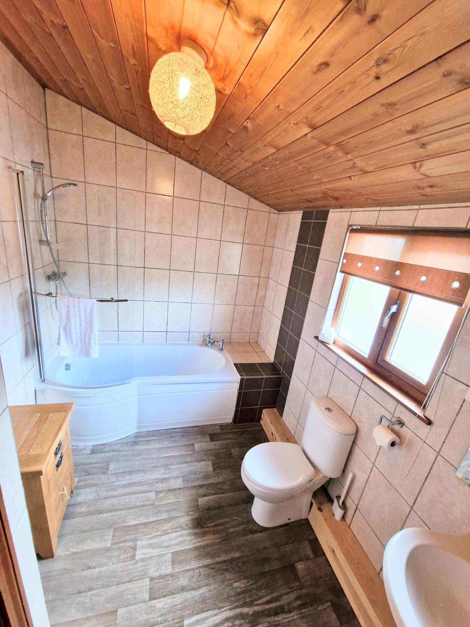 Kelty Torridon 1 With Private Hot Tub - Fife - Loch Leven - Lomond Hills- Pet Friendly 빌라 외부 사진